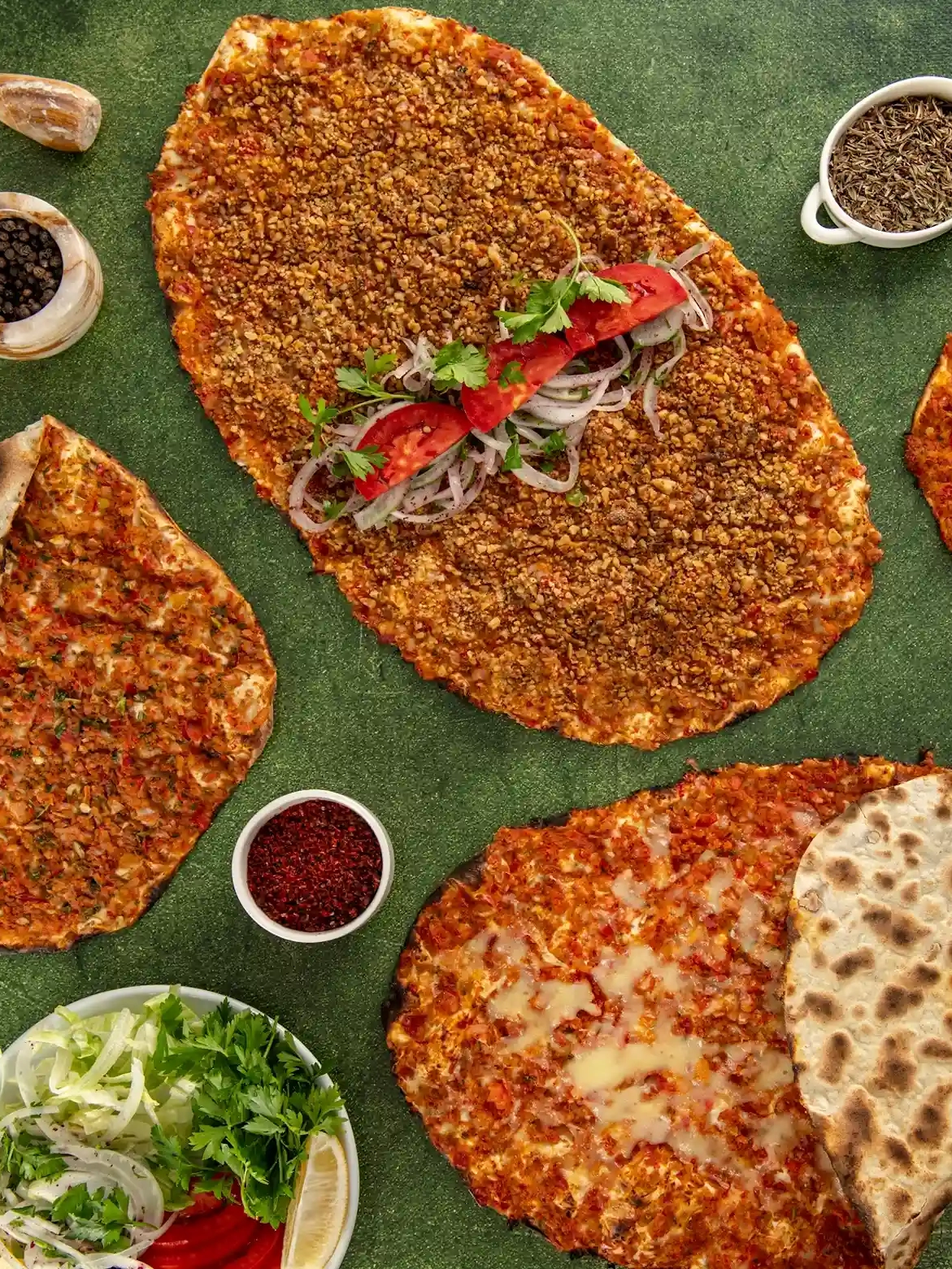 Lahmacunlar